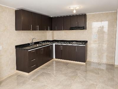 Casa de 4 alcobas en venta en Meseta De Bucaramanga Terrazas, Bucaramanga, 220 m² · foto 4 de 24