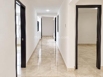 Casa de 4 alcobas en venta en Meseta De Bucaramanga Terrazas, Bucaramanga, 220 m² · foto 6 de 24