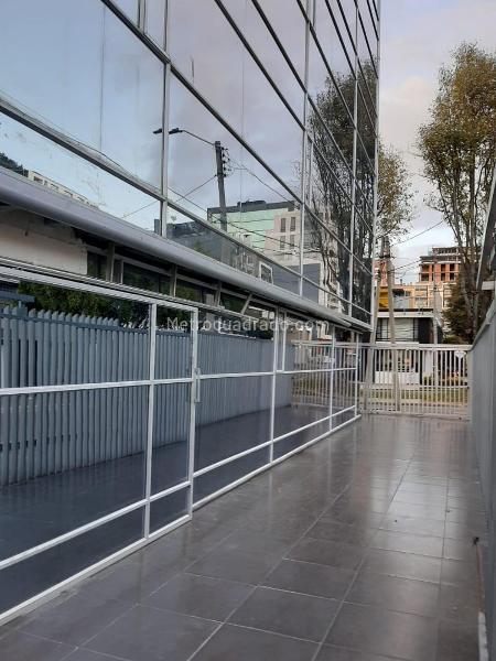 Edificio de Oficinas en Arriendo, SANTA BARBARA, Bogotá D.C. - Vista 4