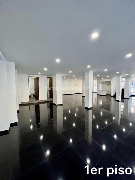 Edificio de Oficinas en Arriendo, SANTA BARBARA, Bogotá D.C. - Vista 3