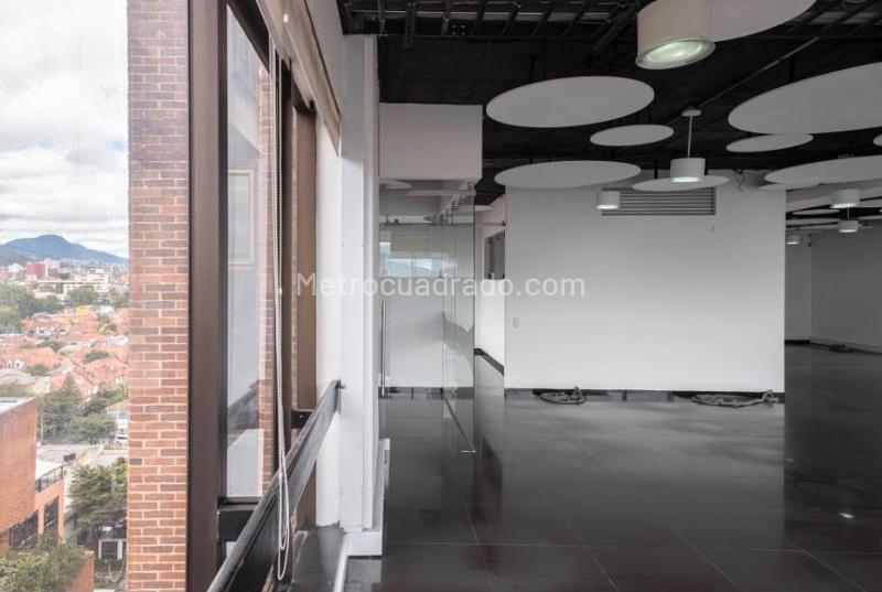 Oficina en Arriendo, QUINTA CAMACHO, Bogotá D.C. - Vista 2