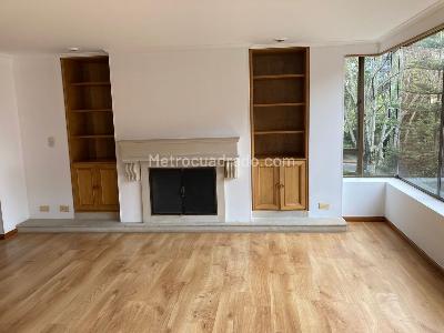 Apartamento de 3 alcobas en venta en Chico, Bogotá, 250 m² · foto 13 de 20