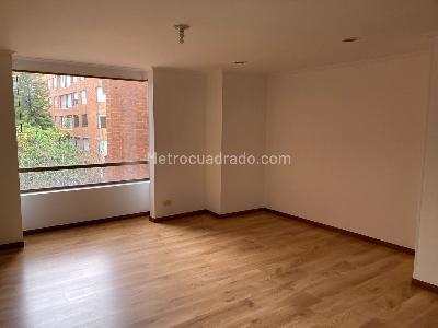 Apartamento de 3 alcobas en venta en Chico, Bogotá, 250 m² · foto 16 de 20