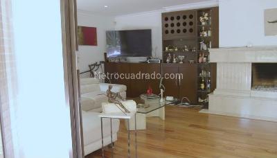 Apartamento de 5 alcobas en venta en La Carolina, Bogotá, 477 m² · foto 11 de 20