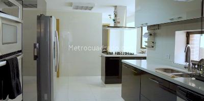 Apartamento de 5 alcobas en venta en La Carolina, Bogotá, 477 m² · foto 16 de 20