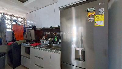 Apartamento de 2 alcobas en venta en Valle Del Lili, Cali, 60 m² · foto 2 de 18