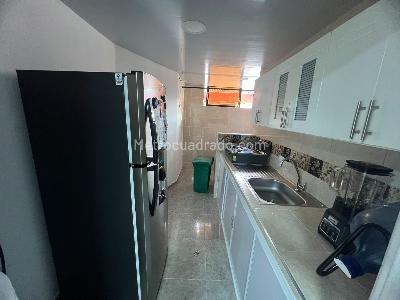 Apartamento de 3 alcobas en venta en El Lido, Cali, 72 m² · foto 2 de 12