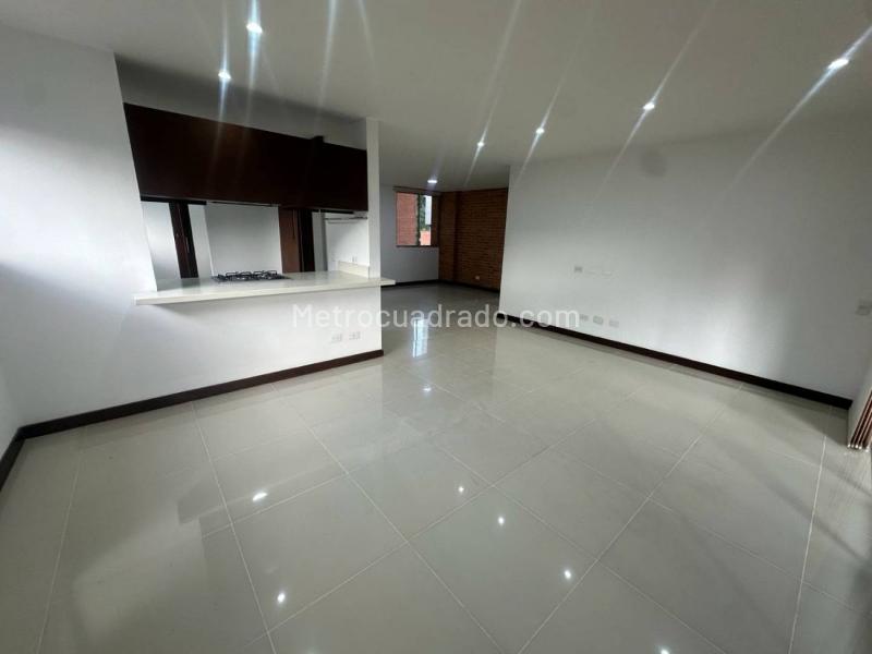 Apartamento Exclusivo de 3 Alcobas en Santa María de los Ángeles - 3