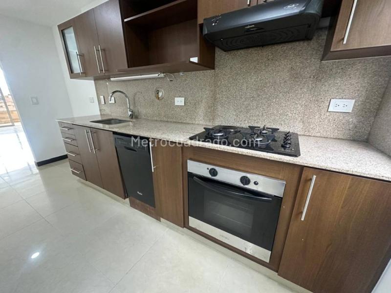 Exclusive 2BR Apartment in Castropol