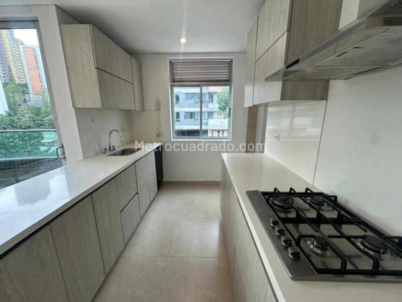 Apartamento de Lujo de 3 Alcobas y 5 Baños en El Poblado - 5