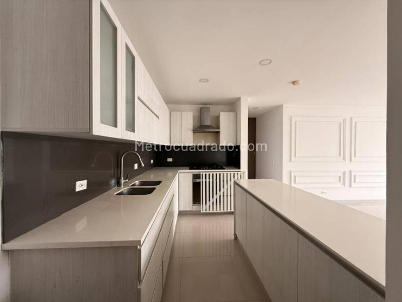 Apartamento de 4 Alcobas en La Frontera - 2