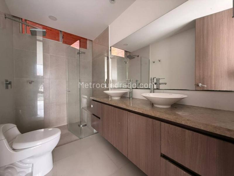 Apartamento de 4 Alcobas en La Frontera - 9