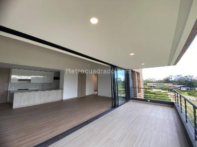 Apartamento de 3 alcobas en arriendo en Llano Grande, Rionegro, 150 m² · foto 2 de 20
