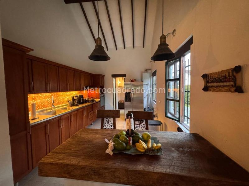 5BR House in Gualanday (250 m²) - 2