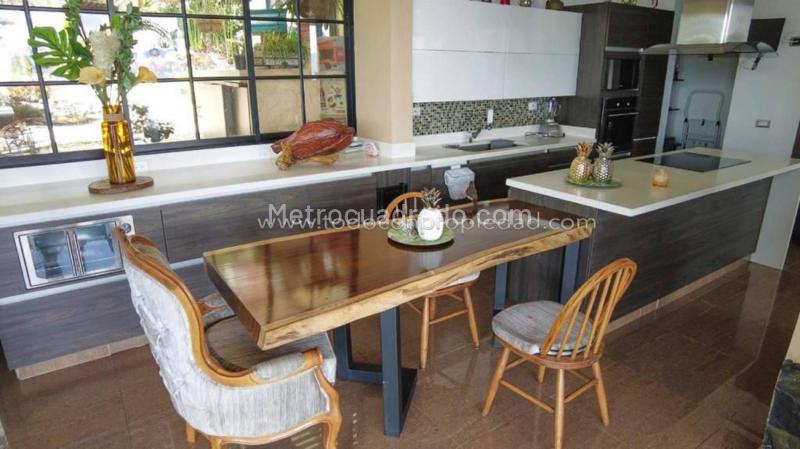 Strategic 3BR House with Jacuzzi in Las Palmas - 3