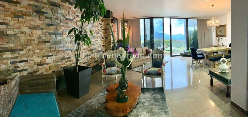 Strategic 3BR House with Jacuzzi in Las Palmas - 4