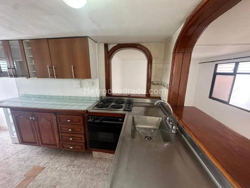 Apartamento Dúplex de 3 Alcobas en Calasanz - 3