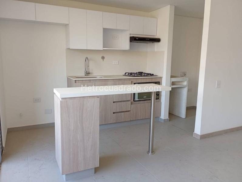 New 3BR Apartment with Balcony in Santa Ana (Bello) - 5