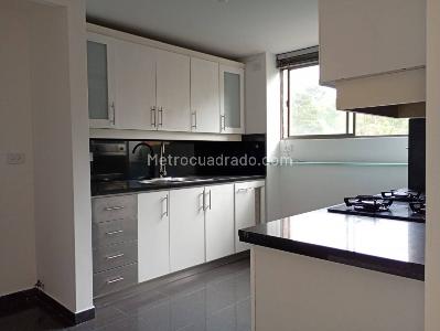 Apartamento de 2 alcobas en arriendo en Envigado, Envigado, 113 m² · foto 3 de 20