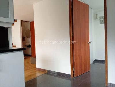 Apartamento de 2 alcobas en arriendo en Envigado, Envigado, 113 m² · foto 7 de 20
