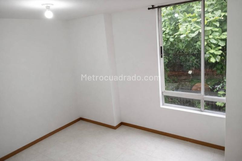 Apartamento en Arriendo de 2 Alcobas en Medellín (74 m²) - 5