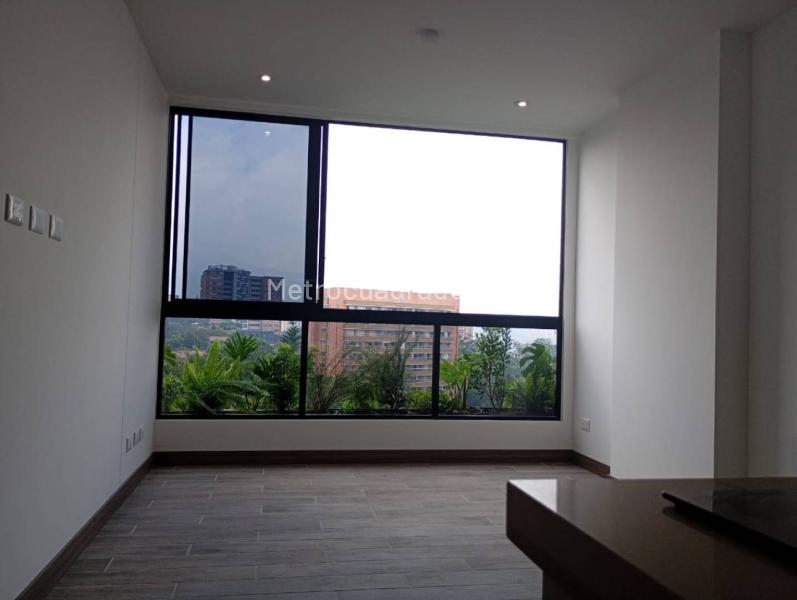 Apartamento Exclusivo para Mayores de 50 con 1 Alcoba y 2 Baños - 4