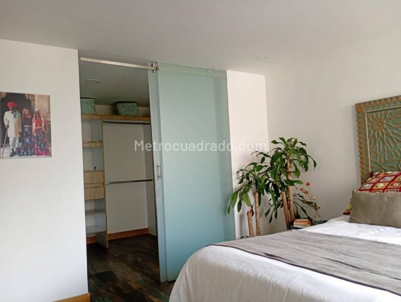 Exclusive 3BR Apartment in Parque Poblado - 9