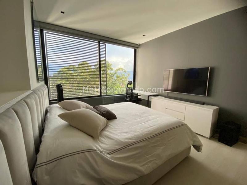 Apartamento de 1 Alcoba de Lujo con Diseño Moderno en El Poblado - 7