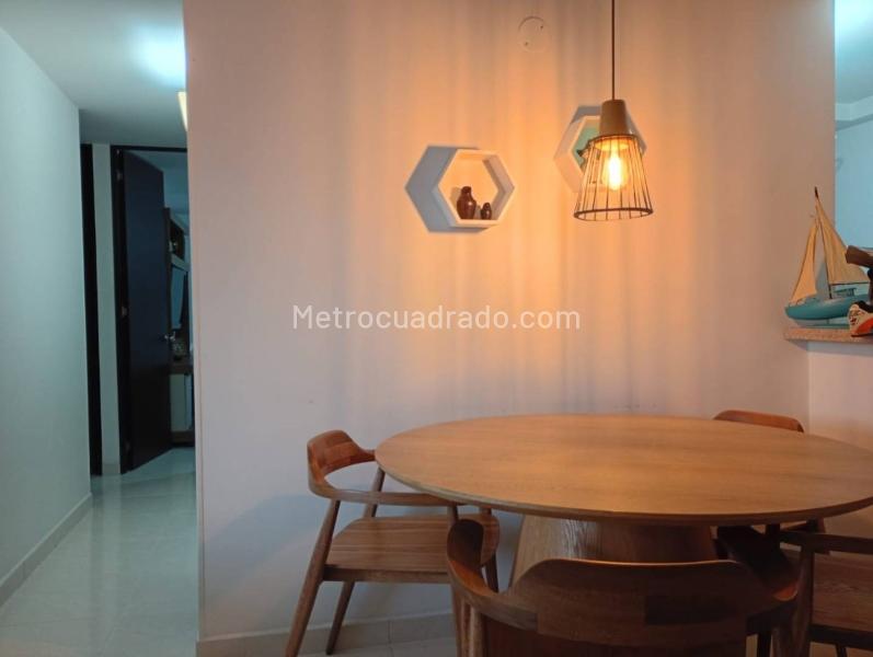 Apartamento Exclusivo de 3 Alcobas con Balcón en Medellín - 9