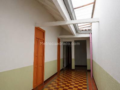 Casa de 5 alcobas en venta en Envigado, Envigado, 135 m² · foto 2 de 5