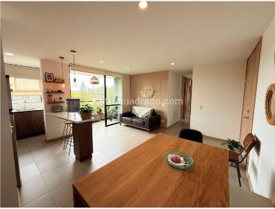 Apartamento de 3 alcobas en venta en El Porvenir, Rionegro, 80 m² · foto 4 de 12