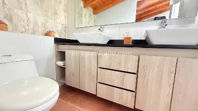 Casa de 3 alcobas en venta en Barro Blanco, Rionegro, 230 m² · foto 15 de 20