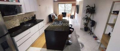 Apartamento de 3 alcobas en venta en Envigado, Envigado, 92 m² · foto 2 de 12