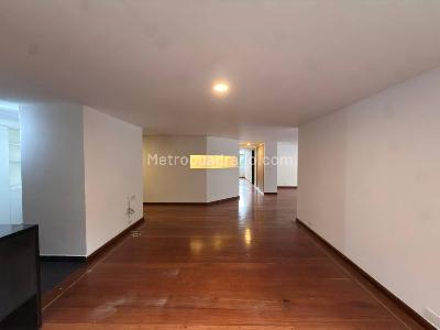 Apartamento en arriendo en Poblado, Medellín · foto 3 de 20