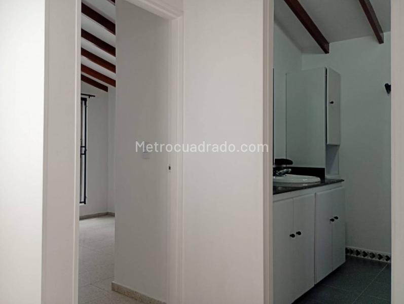 Apartamento en Arriendo, Cabañitas, Bello - Więcej