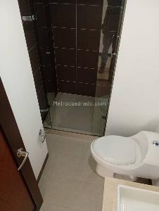 Apartamento de 2 alcobas en venta en El Poblado, Medellín, 90 m² · foto 13 de 20