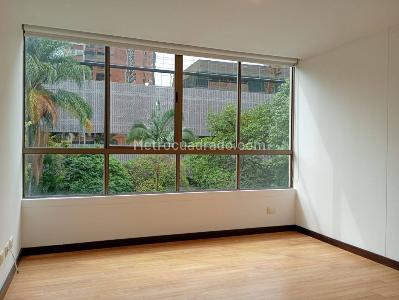 Apartamento de 2 alcobas en venta en El Poblado, Medellín, 90 m² · foto 19 de 20