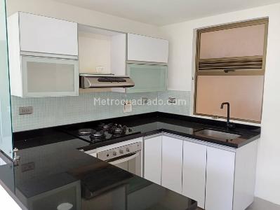 Apartment for rent in Poblado Altos Del Poblado, Medellín
