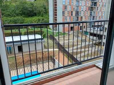 Apartamento en arriendo en Centro, Rionegro · foto 7 de 17