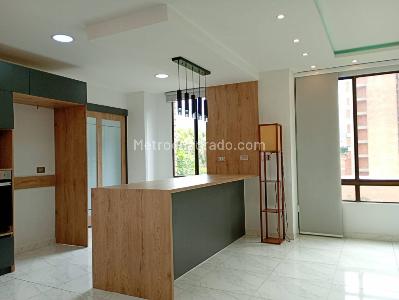 Apartamento en venta en Laureles, Medellín · foto 2 de 20