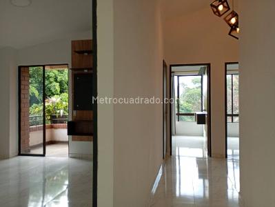 Apartamento en venta en Laureles, Medellín · foto 13 de 20