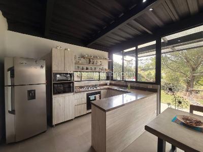 Casa de 4 alcobas en venta en Vereda Mampuesto, Rionegro · foto 3 de 13