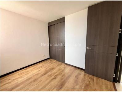 Apartamento de 3 alcobas en venta en Holanda, Sabaneta, 70 m² · foto 12 de 15