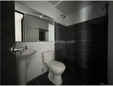 Apartamento de 3 alcobas en venta en Holanda, Sabaneta, 70 m² · foto 14 de 15
