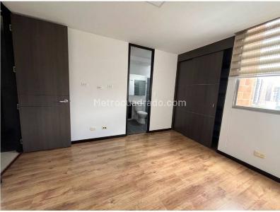 Apartamento de 3 alcobas en venta en Holanda, Sabaneta, 70 m² · foto 5 de 15