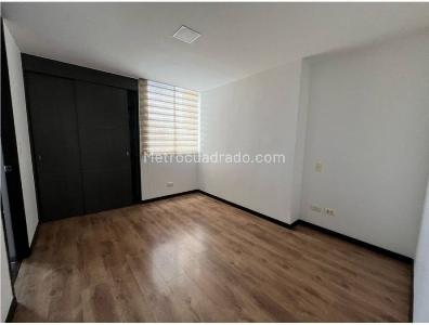 Apartamento de 3 alcobas en venta en Holanda, Sabaneta, 70 m² · foto 8 de 15