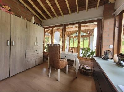Casa de 3 alcobas en arriendo en Vereda Los Alticos San Antonio De Pereira, Rionegro · foto 7 de 16
