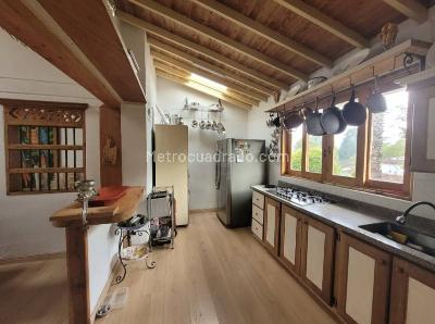 Casa de 3 alcobas en arriendo en Vereda Los Alticos San Antonio De Pereira, Rionegro · foto 9 de 16