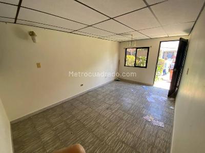 Casa de 3 alcobas en venta en El Porvenir, Rionegro, 90 m² · foto 3 de 8