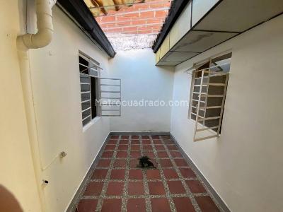 Casa de 3 alcobas en venta en El Porvenir, Rionegro, 90 m² · foto 8 de 8
